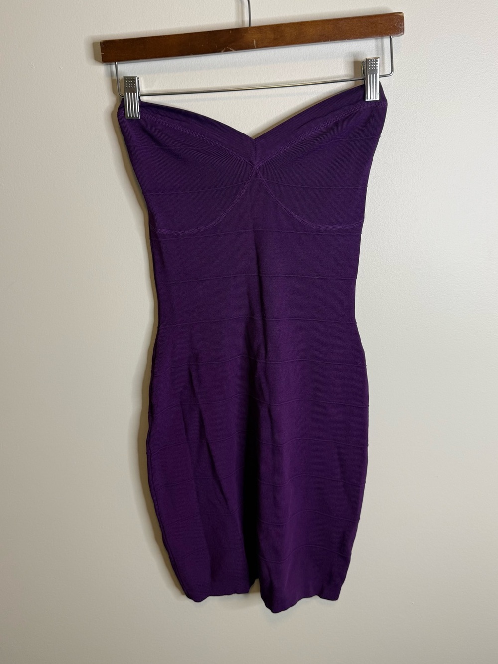 Dereon purple bodycon Strapless dress size medium